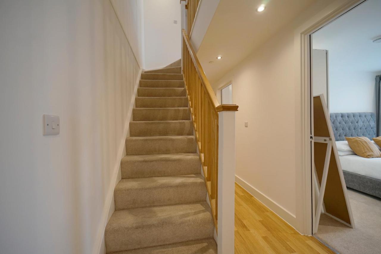 Modern 2 Bed Apartment With Juliet Balcony - Dhb Stays Leeds  Exteriör bild